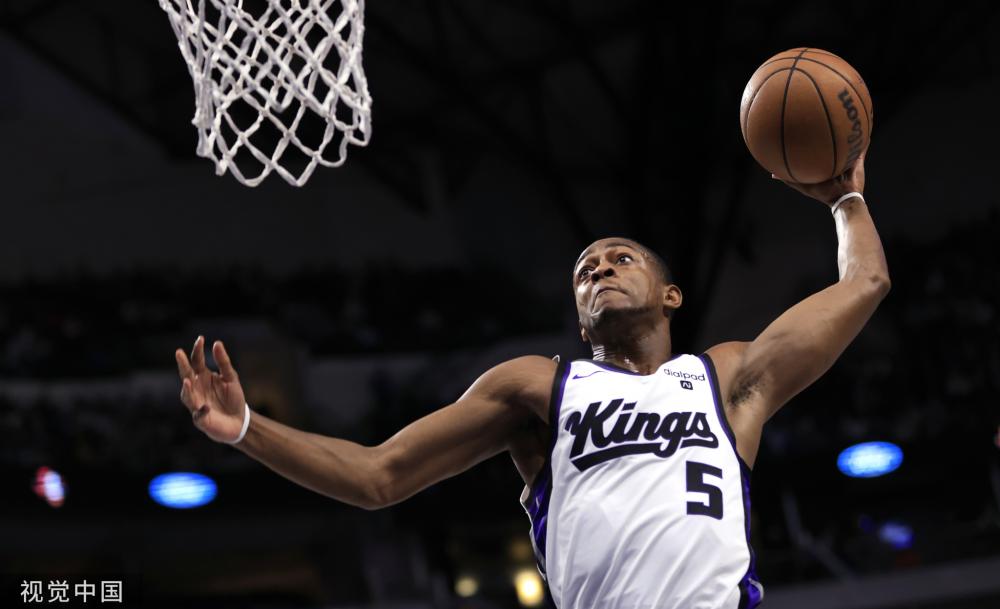 脱颖而出 脱颖而出